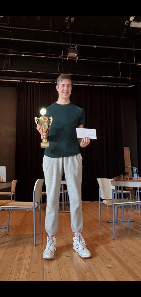 Turniersieger IM Tobias Kügel